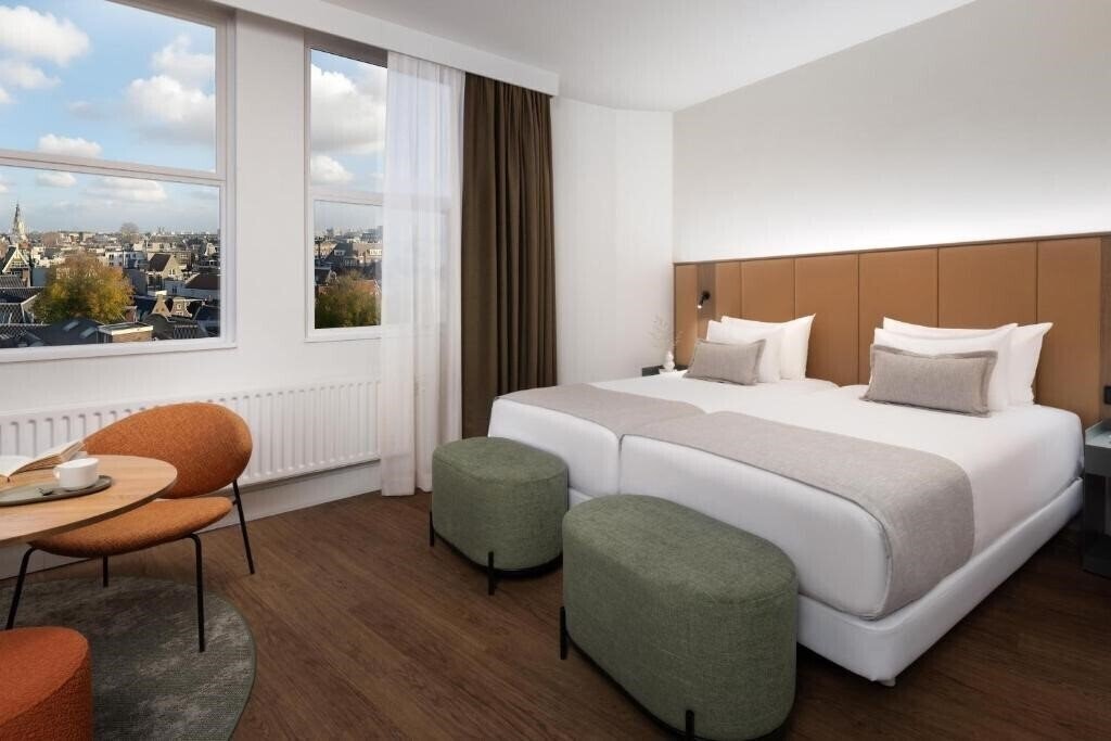 Фотографія NH Amsterdam Centre 4*