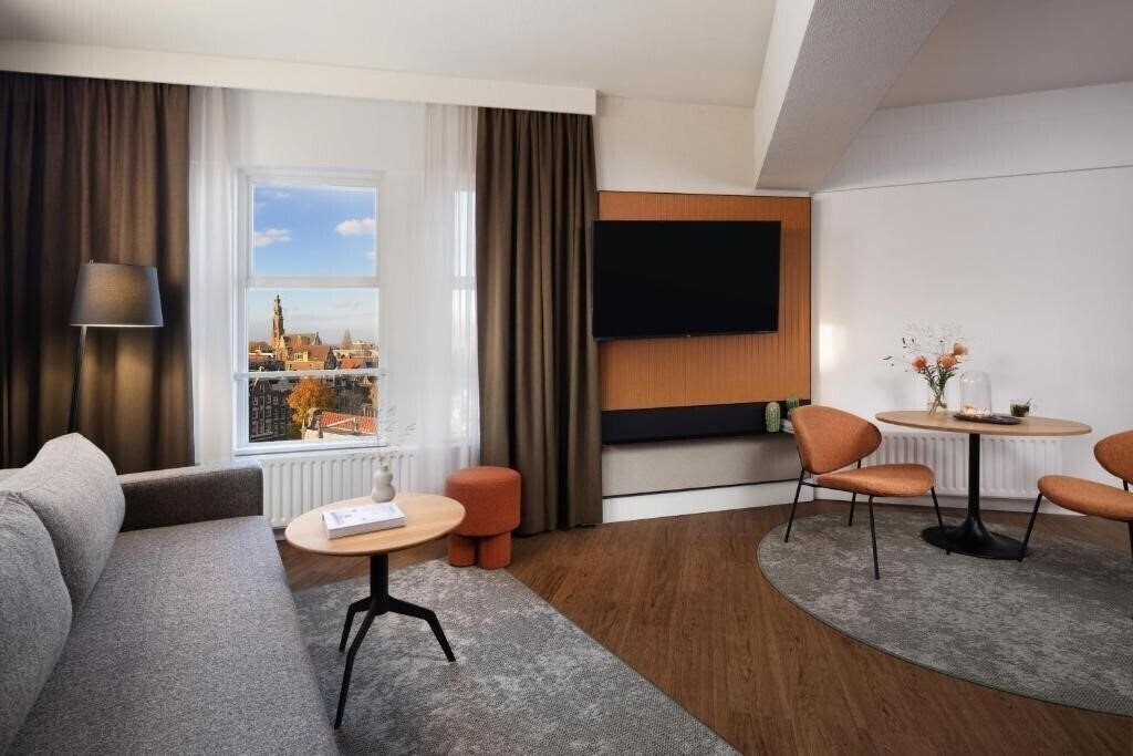Картинка NH Amsterdam Centre 4*