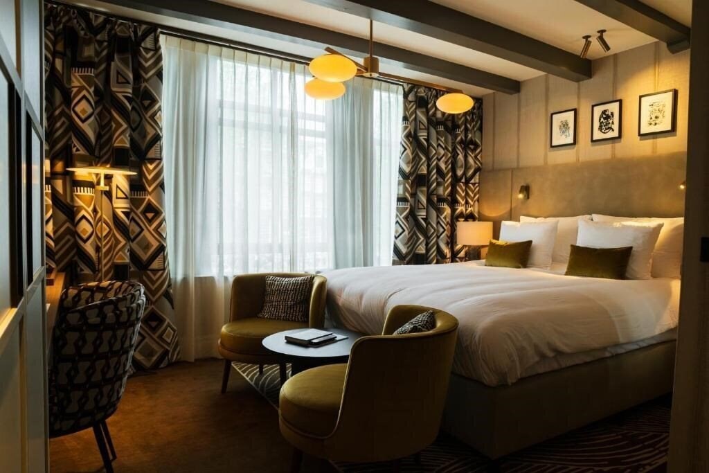Фотография Ambassade Hotel 4*