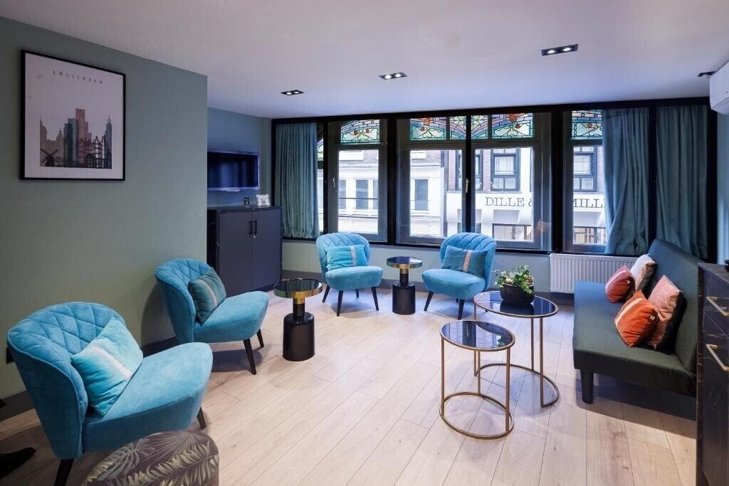 Отель Ciao Papa Hotel Amsterdam Central Station (Adults Only) 3*
