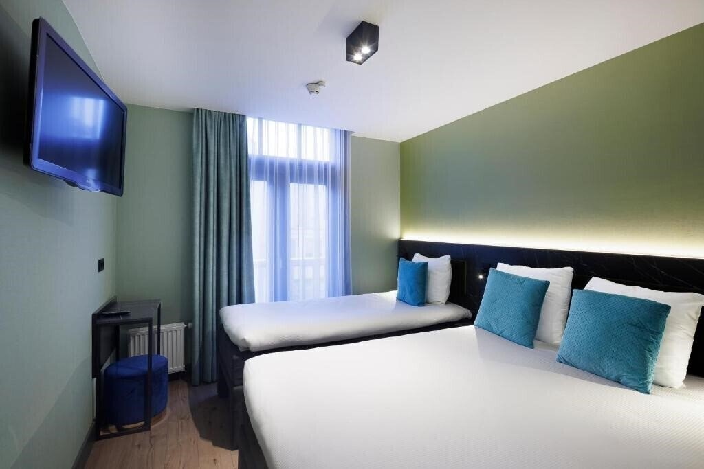 Изображение Ciao Papa Hotel Amsterdam Central Station (Adults Only) 3*