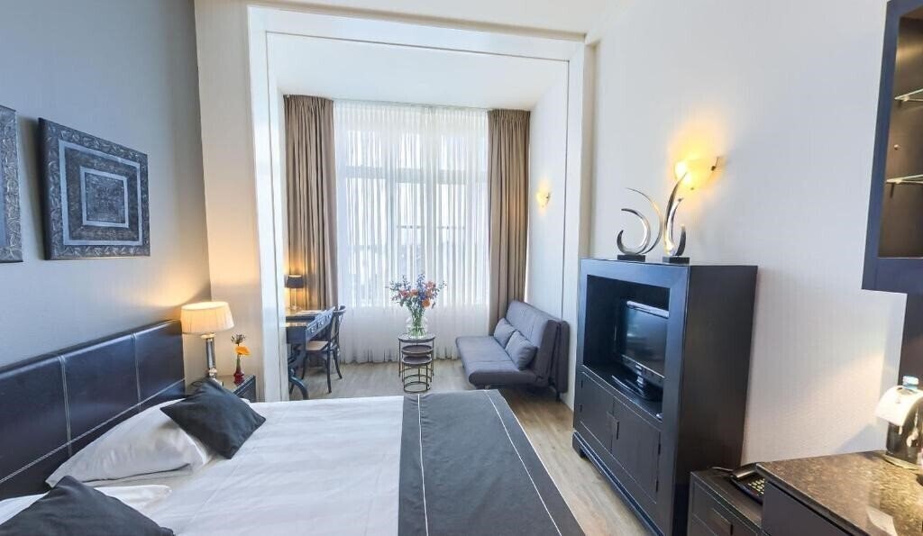 Картинка Hotel Chariot 4*