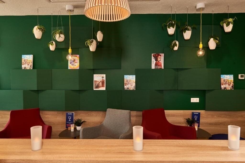 Картинка Holiday Inn Express Amsterdam - City Hall by IHG 3*