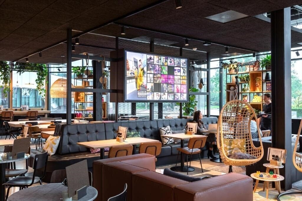 Картинка Moxy Amsterdam Schiphol Airport 3*