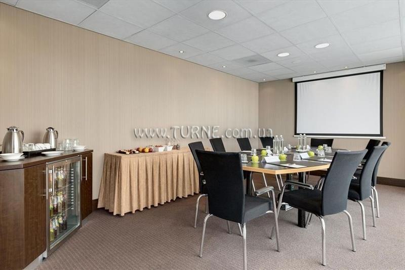 Фотография NH Schiphol Airport 4*