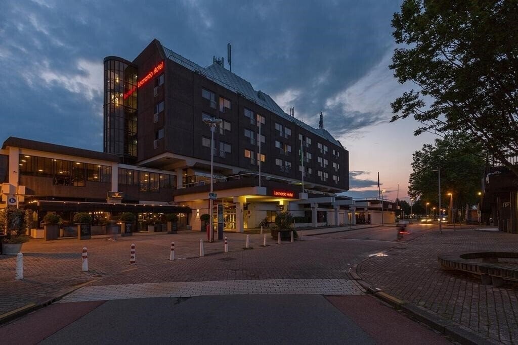 Готель Apollo Lelystad City Centre 4*