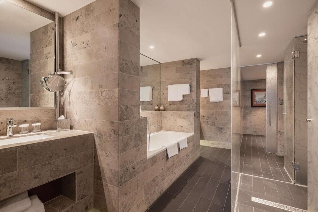 Фотографія Hilton The Hague 5*