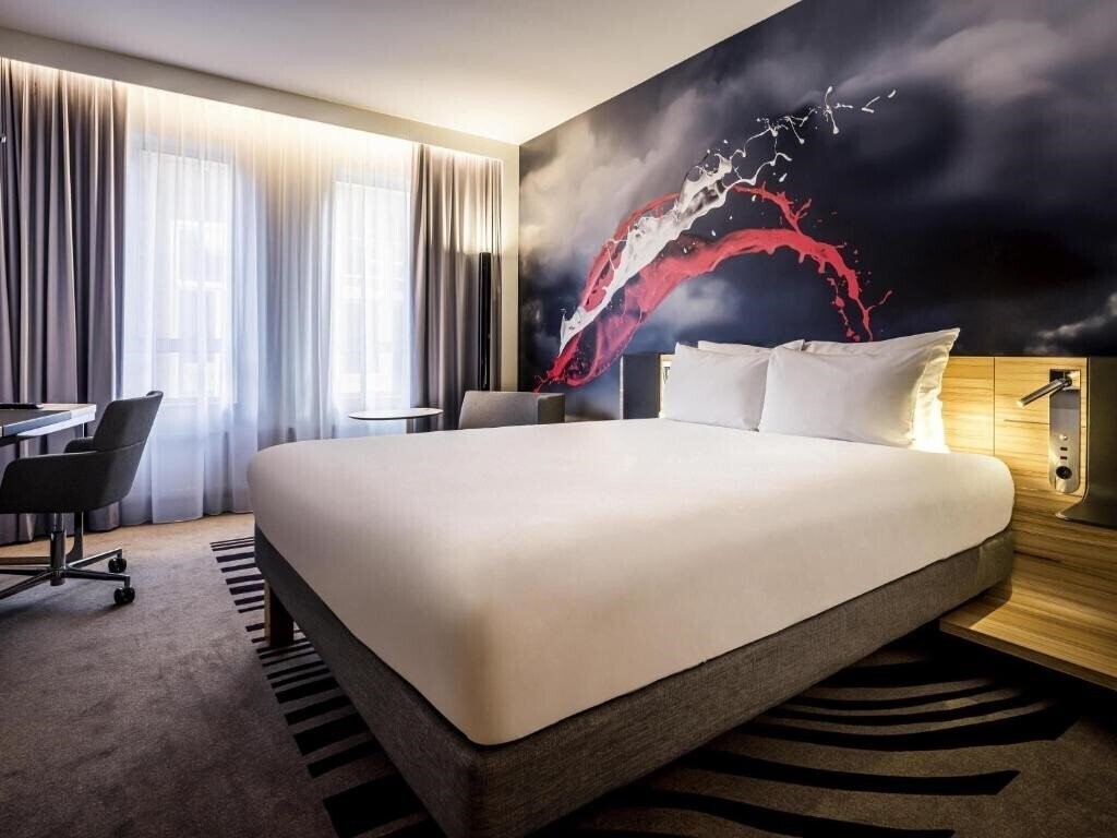 Готель Novotel Den Haag City Centre 4*