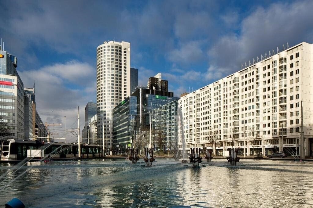Картинка Holiday Inn Express Rotterdam - Central Station 3*