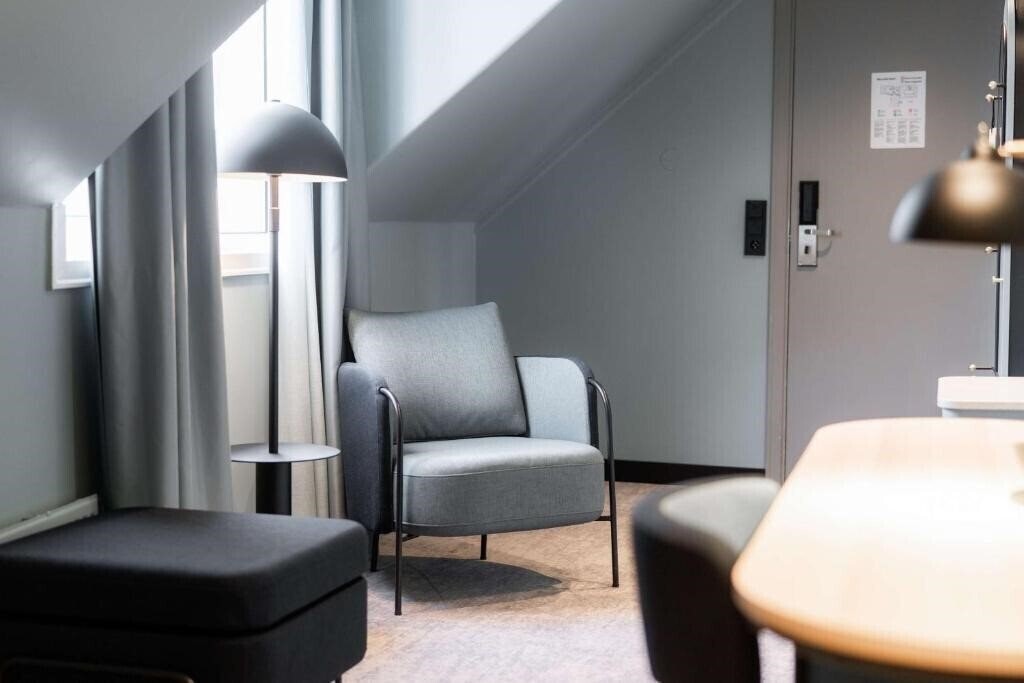 Фото Scandic Oslo City 3*