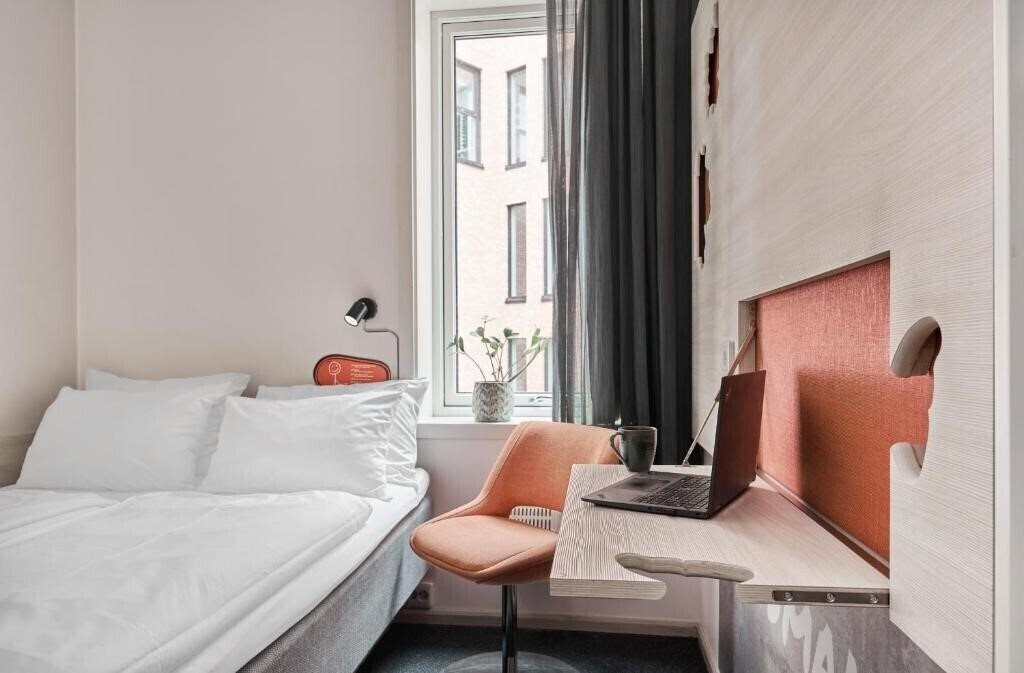 Готель Smarthotel Oslo 3*