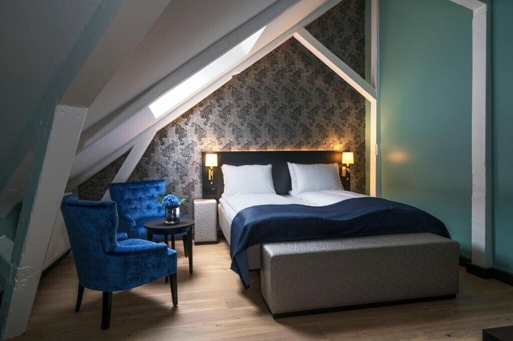 Отель Thon Hotel Terminus 3*