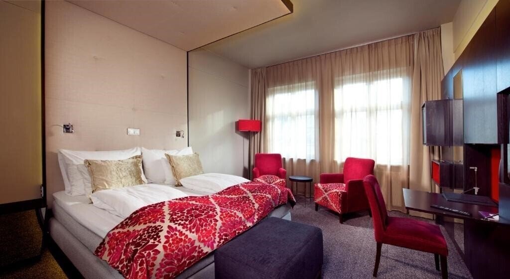 Изображение Clarion Collection Hotel Folketeateret 3*
