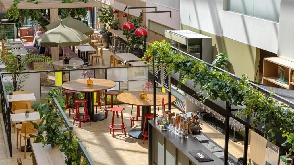 Готель Comfort Hotel 3*