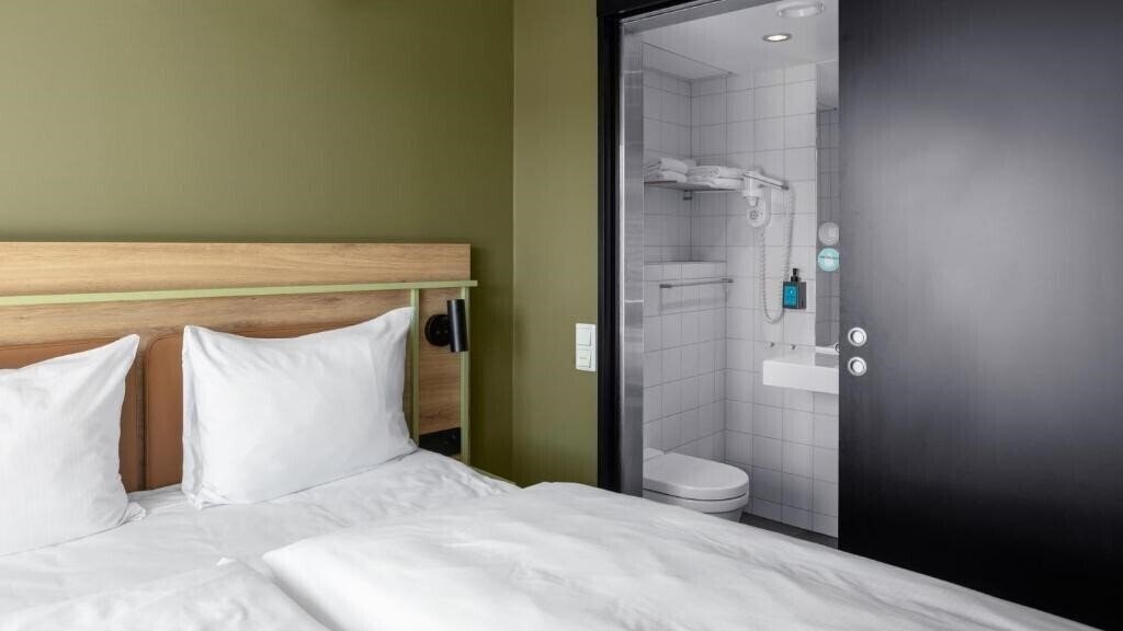 Фотографія Comfort Hotel 3*