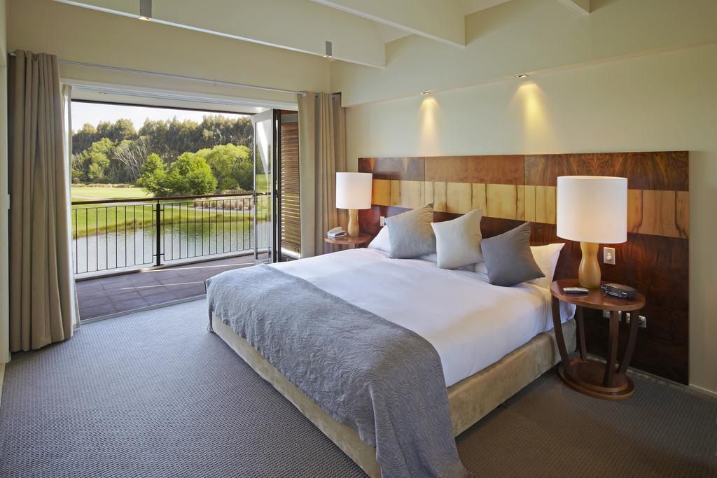Фото Peppers Clearwater Resort 4*