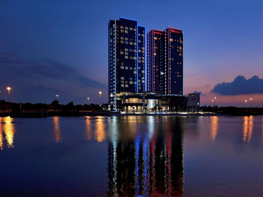 Готель Ibis Abu Dhabi Gate (ex. Ibis Abu Dhabi Gate Hotel) 3*