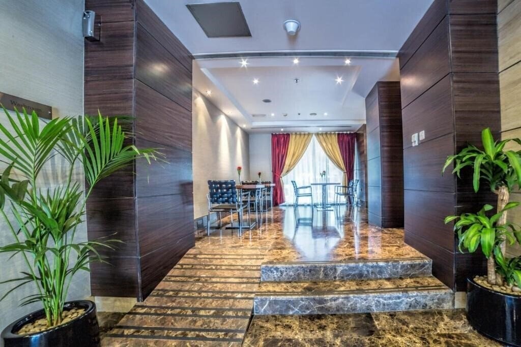 Фото Executive Suites 4*