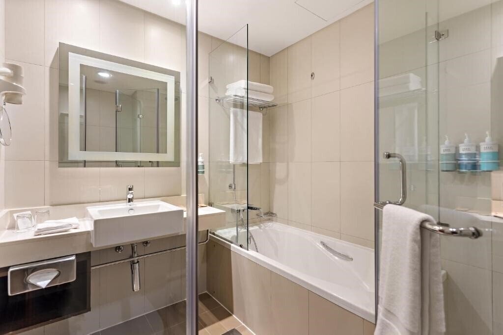 Фотографія Novotel Abu Dhabi Gate 4*