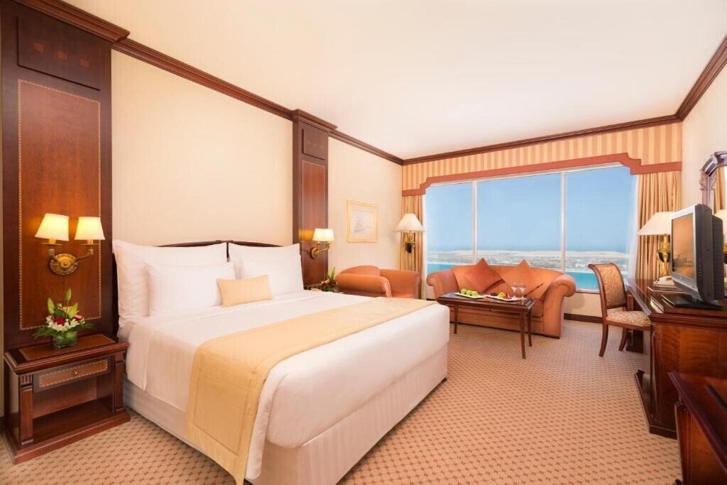 Фото Corniche Hotel Abu Dhab 5*