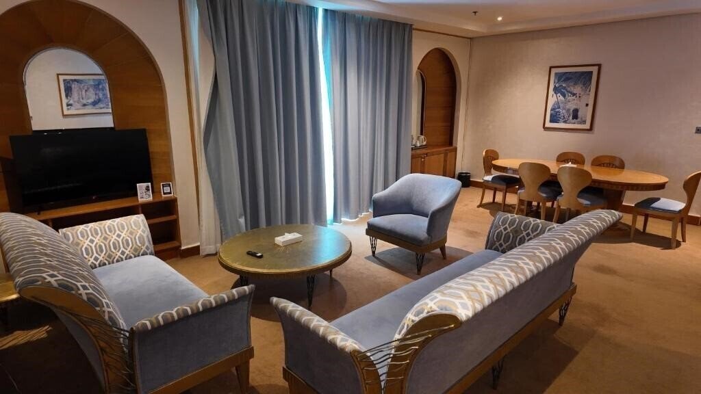 Изображение Oryx Grand Hotel Jebel Hafeet 4*
