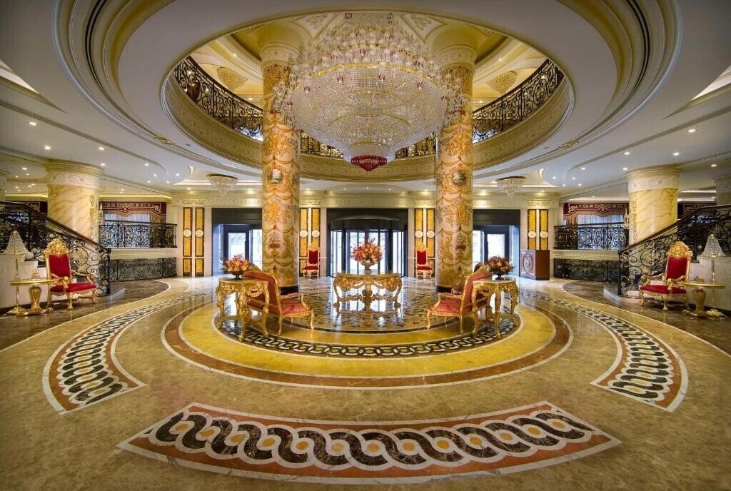 Фотографія Royal Rose Abu Dhabi, a Curio Collection by Hilton Affiliated Hotel 5*