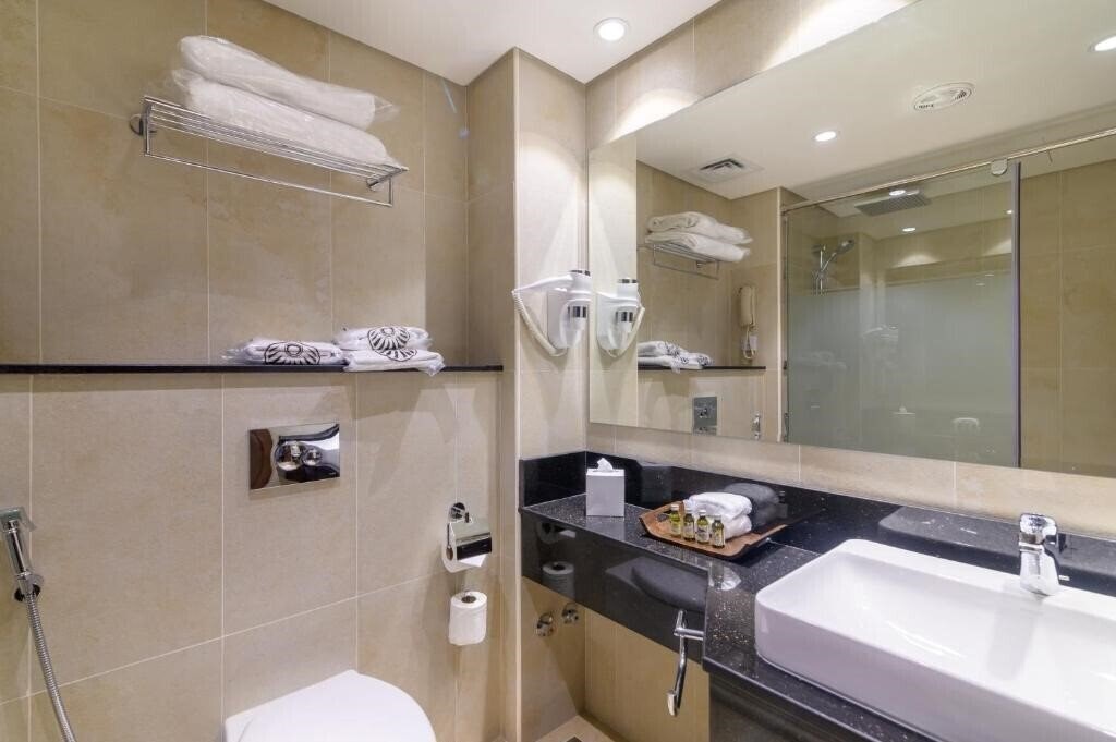 Фото Dhafra Beach Hotel 3*