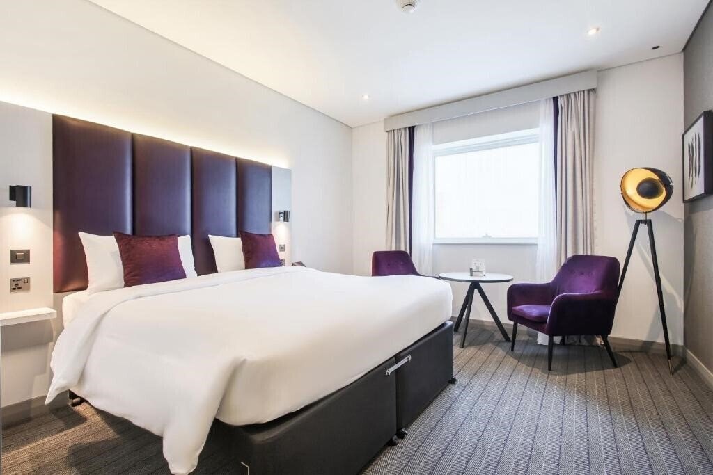 Фото Premier Inn Abu Dhabi Capital Centre 3*