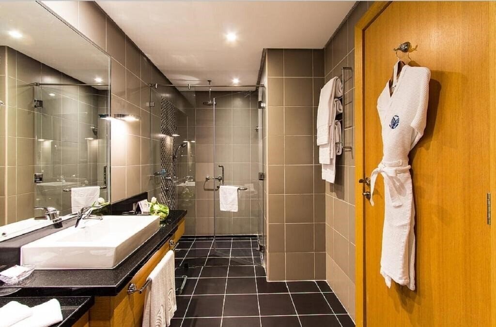 Фото Hala Arjaan By Rotana 4*