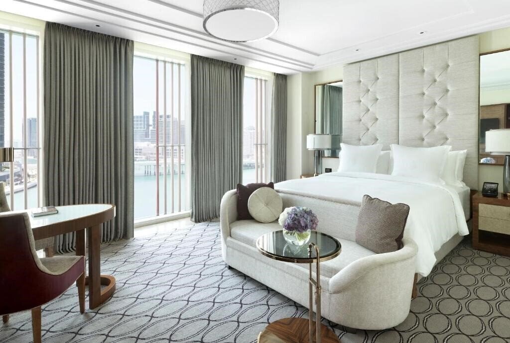 Фото Four Seasons Al Maryah Island Abu Dhabi 5*