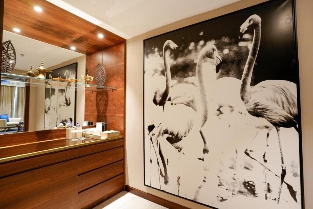 Фотография Mirfa Hotel Abu Dhabi 5*