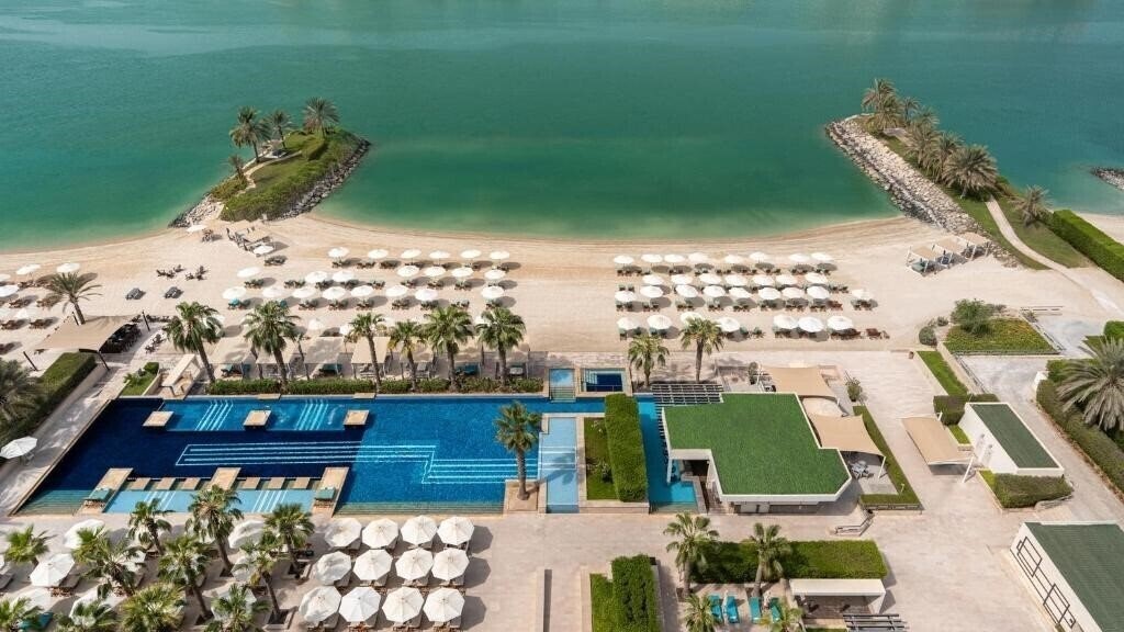 Готель Fairmont Bab Al Bahr 5*