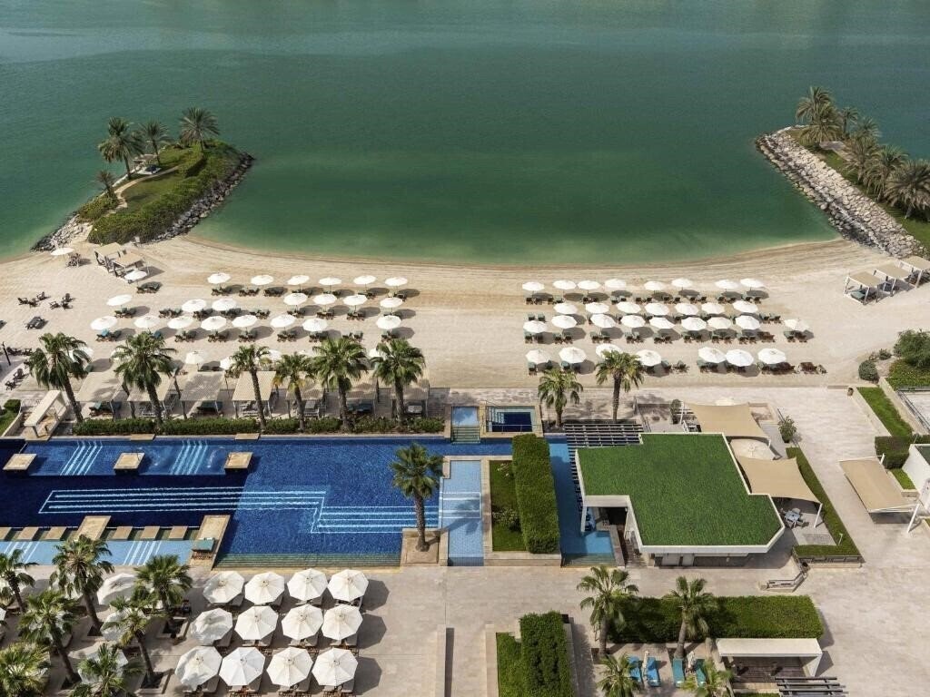 Готель Fairmont Bab Al Bahr 5*