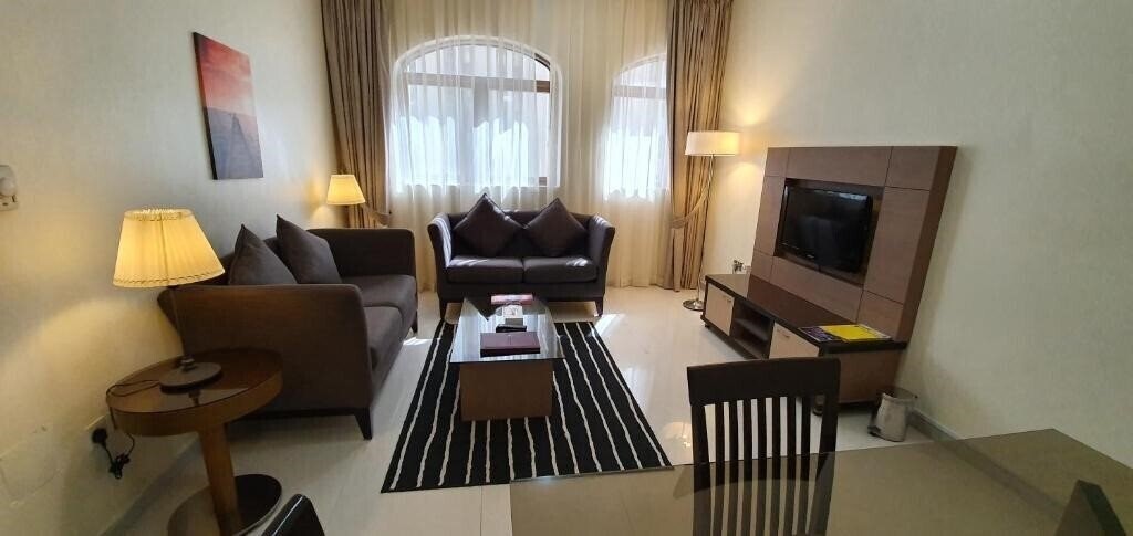 Фотографія Ivory Hotel Apartment 3*
