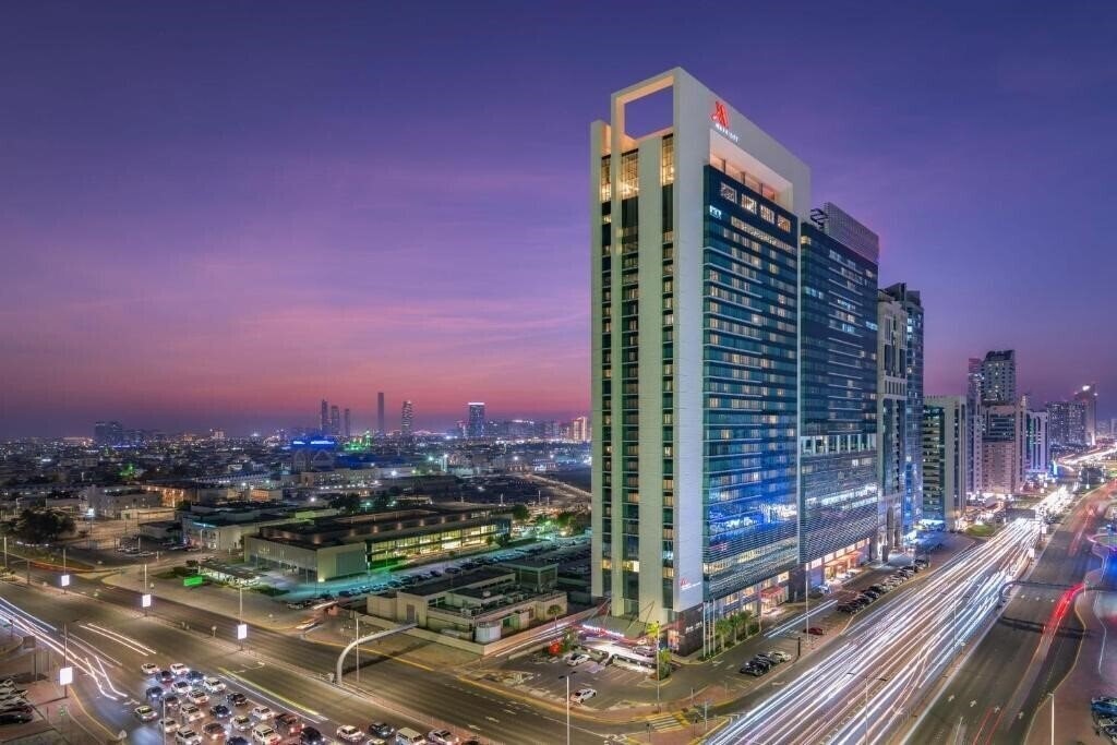 Изображение Marriott Hotel Downtown, Abu Dhabi 5*