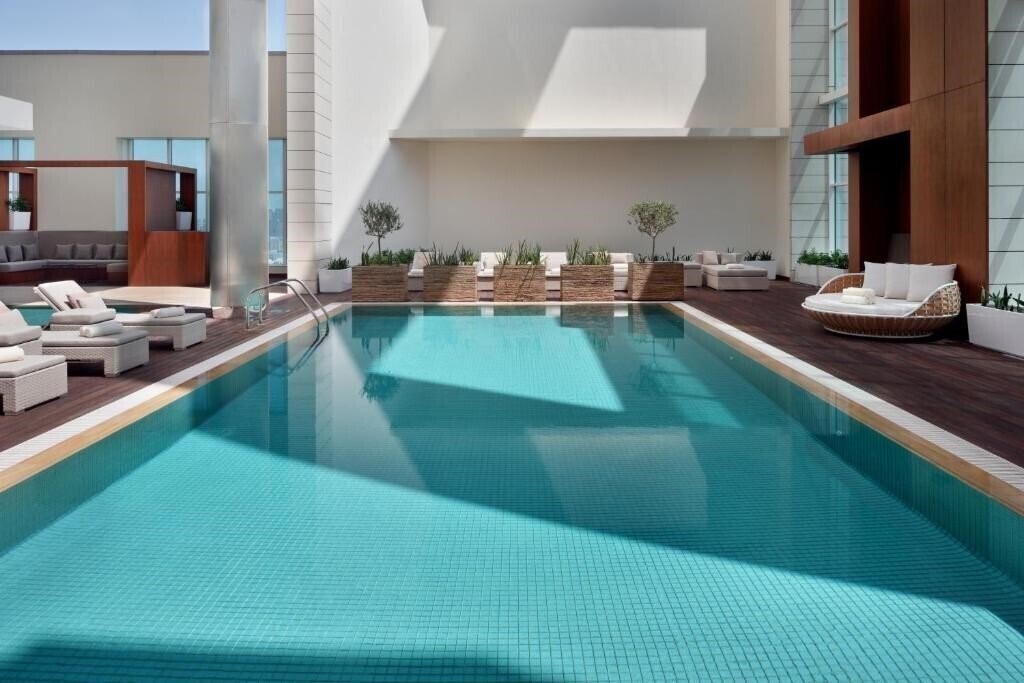 Картинка Marriott Hotel Downtown, Abu Dhabi 5*