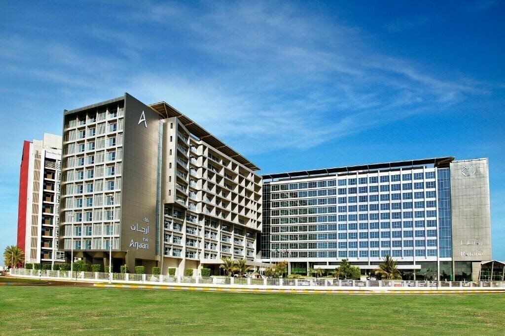 Готель Park Arjaan 4*