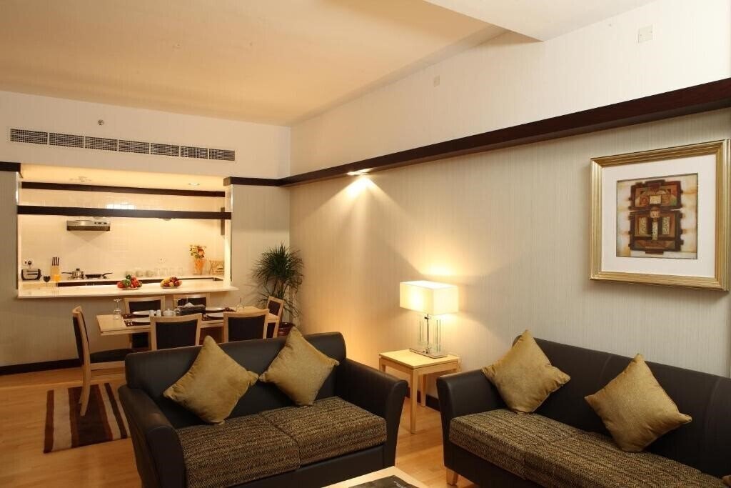 Фотографія L'Arabia Hotel Apartments 4*