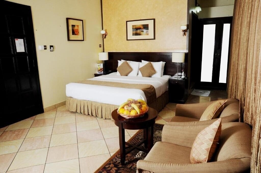 Отель Al Jazeera Royal Hotel 3*