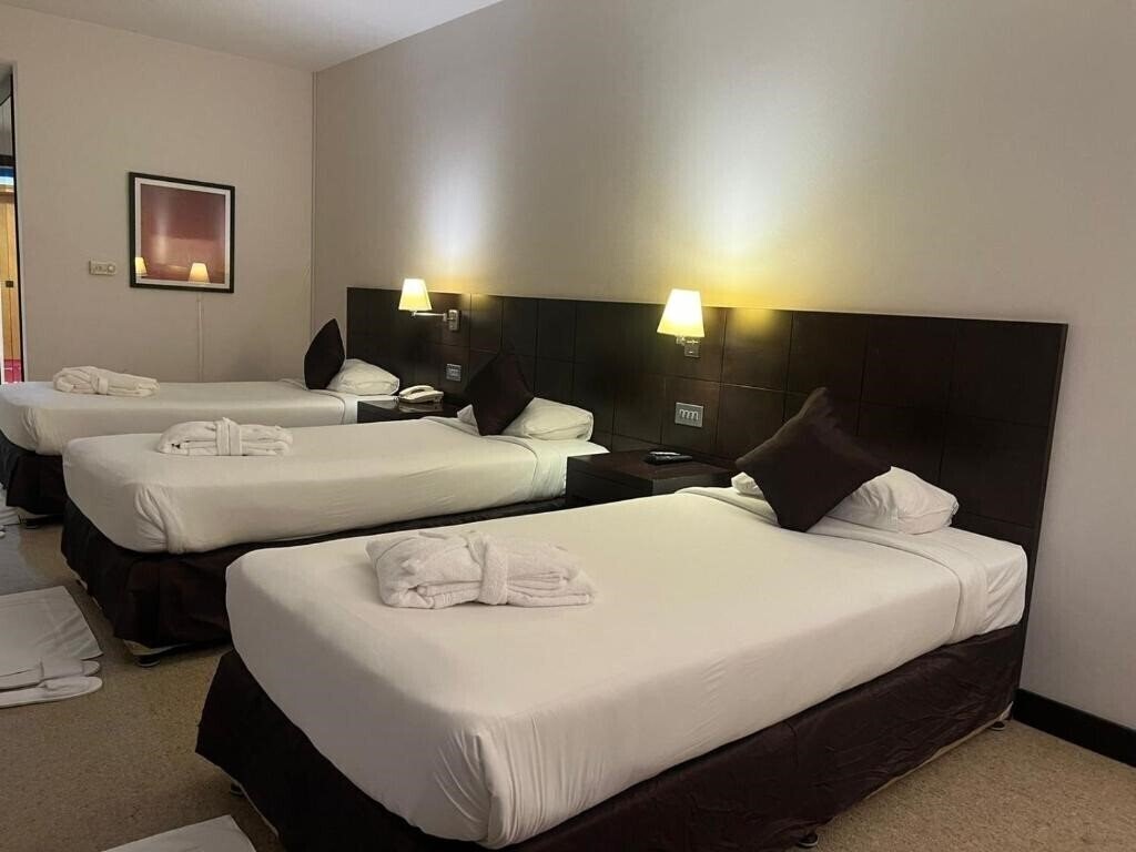 Фото Al Jazira Club Hotel 2*