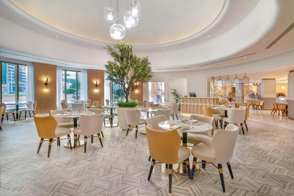 Фотографія Sheraton Abu Dhabi Hotel & Resort 5*