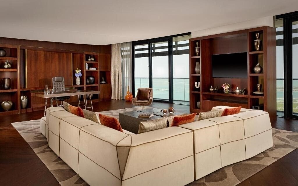 Фото Grand Hyatt Abu Dhabi Hotel & Residences Emirates Pearl 5*