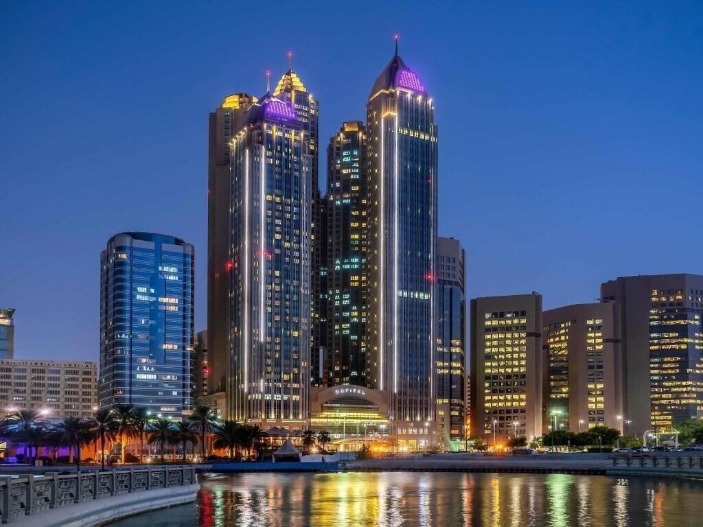 Фото Sofitel Abu Dhabi Corniche 5*