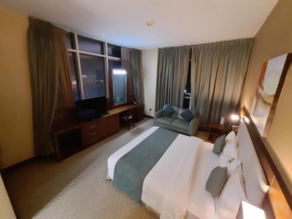 Готель Blumont Capital Hotel (Formerly Danat Capital) 4*