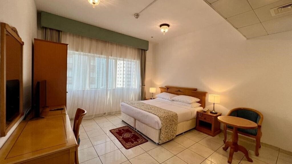 Отель Royal Rotary Hotel Apartments 3*