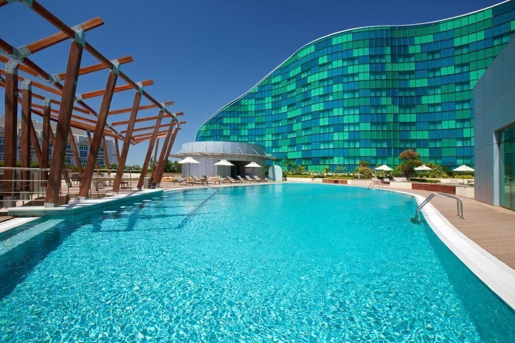 Зображення Millennium Al Rawdah Hotel Abu Dhabi (ex. Millennium Capital Gate Abu Dhabi, Hilton Capital Grand Abu Dhabi) 5*