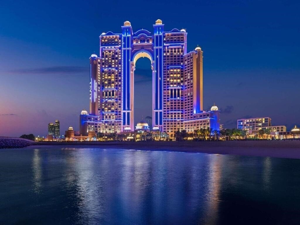 Готель Rixos Marina Abu Dhabi 5*