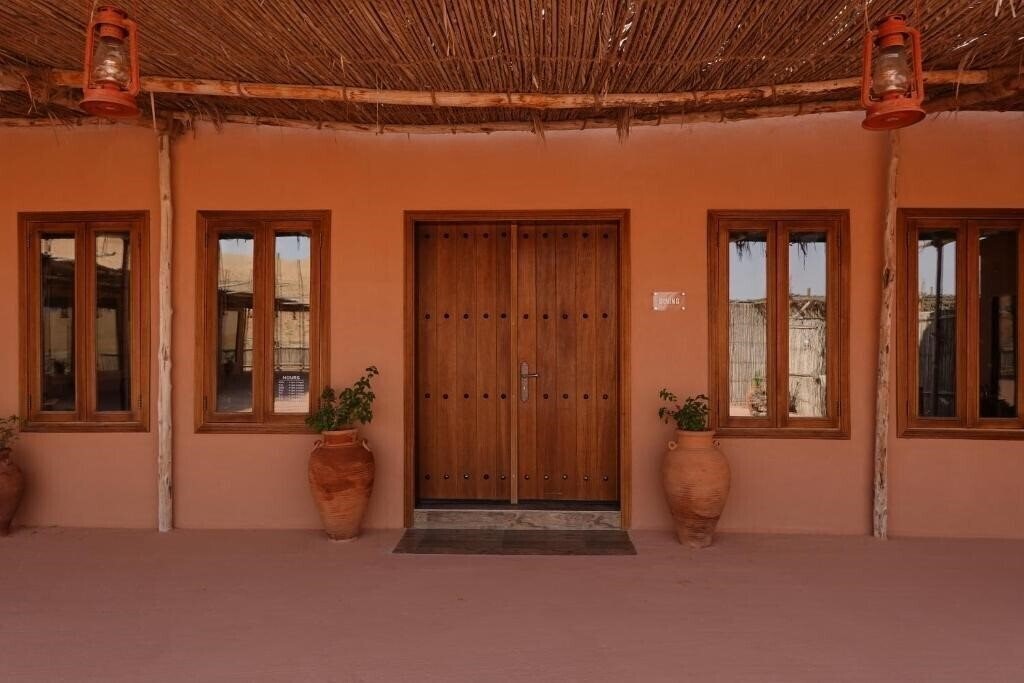 Фото Liwa Nights 3*