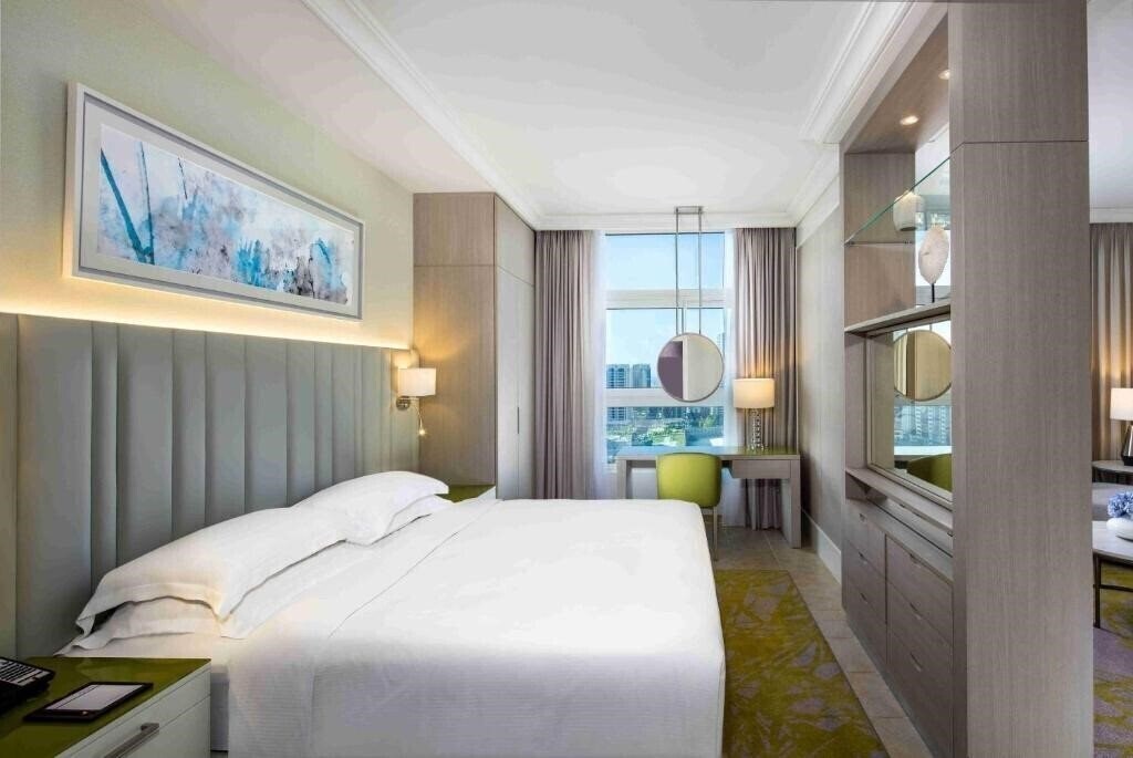 Фото Beach Rotana All Suites 5*