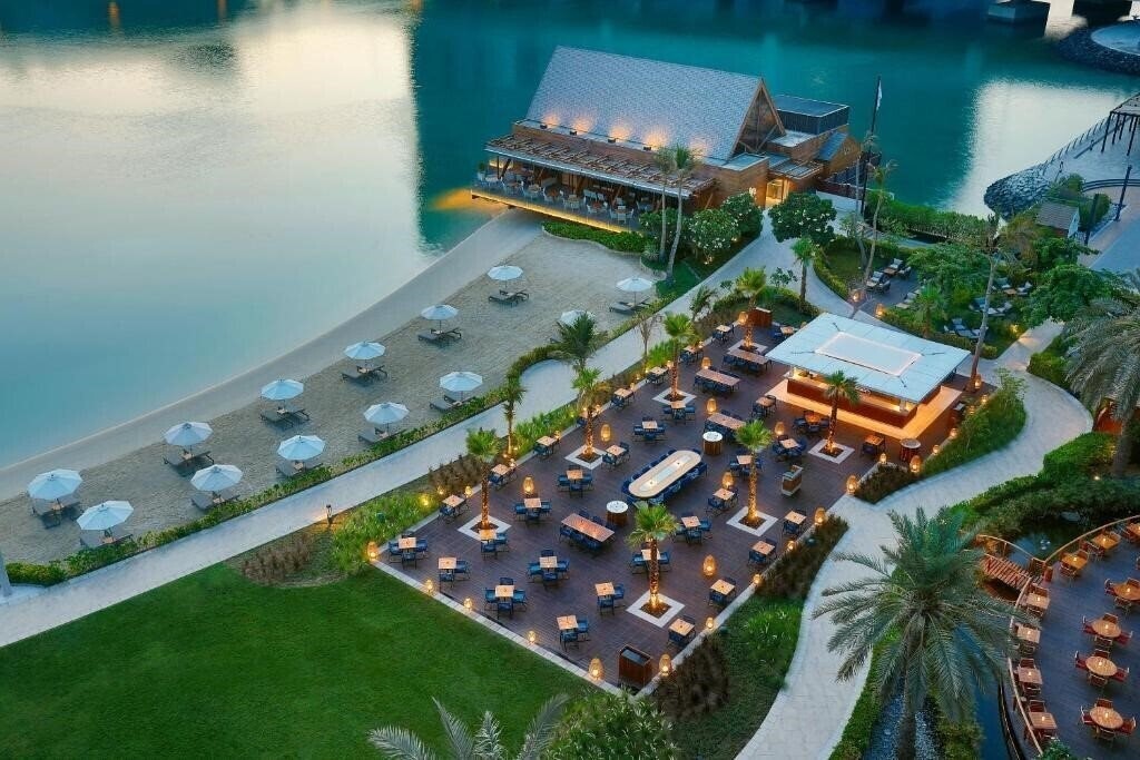 Фотографія Beach Rotana Hotel & Towers 5*